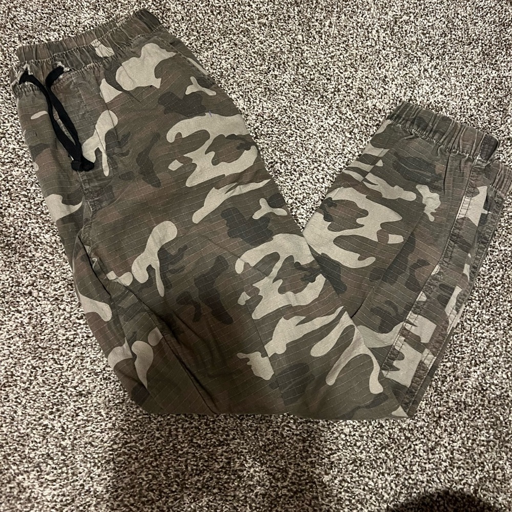 camo joggers